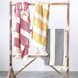 Creative Co-Op • Cotton & Chenille Woven Throw